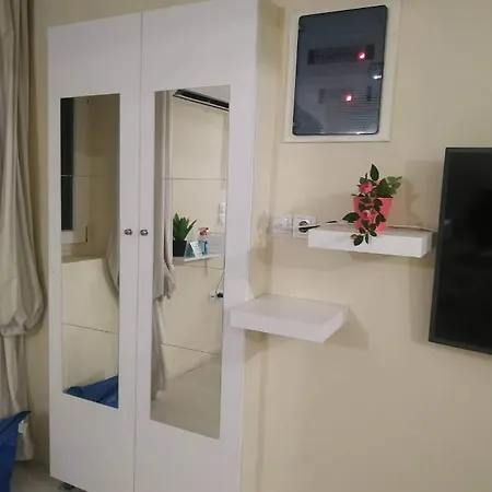 Gerry's Place Corfu (city)